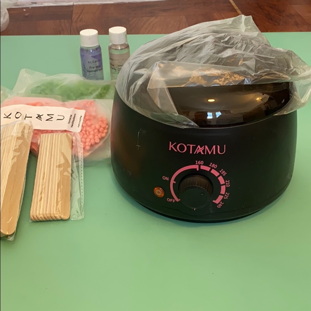Waxing kit